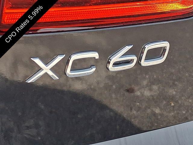 2023 Volvo XC60 B5 AWD Plus Dark Theme