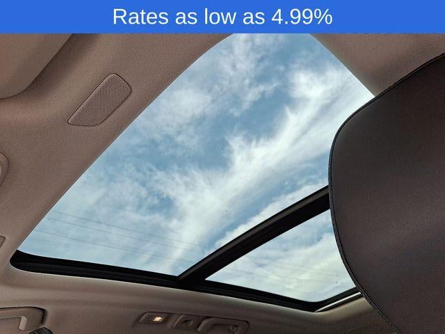 2023 Volvo XC60 B5 AWD Ultimate Dark Theme