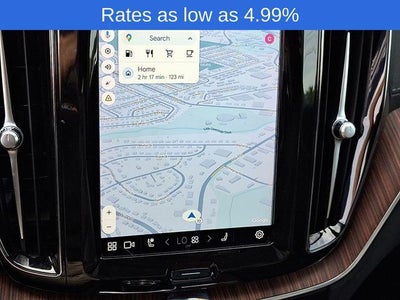 2023 Volvo XC60 B5 AWD Ultimate Dark Theme