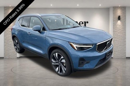 2023 Volvo XC40 B5 AWD Ultimate Bright Theme