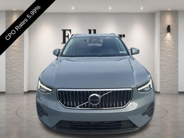 2023 Volvo XC40 B5 AWD Ultimate Bright Theme