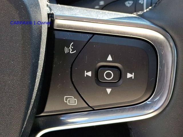 2026 Volvo XC40 B5 AWD Plus