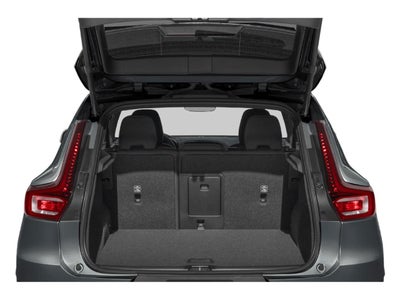 2025 Volvo XC40 B5 AWD Plus Dark Theme