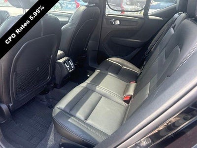 2024 Volvo XC40 B5 AWD Plus Bright Theme