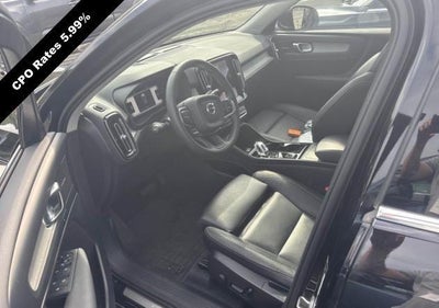 2024 Volvo XC40 B5 AWD Plus Bright Theme