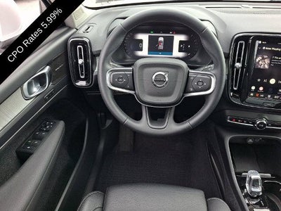 2024 Volvo XC40 B5 AWD Plus Bright Theme