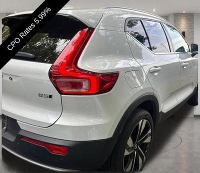2024 Volvo XC40 B5 AWD Plus Bright Theme