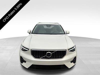 2024 Volvo XC40 B5 AWD Ultimate Bright Theme