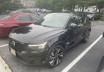 2024 Volvo XC40 B5 AWD Plus Dark Theme