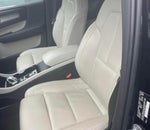 2024 Volvo XC40 B5 AWD Plus Dark Theme