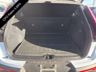 2024 Volvo XC40 B5 AWD Plus Dark Theme