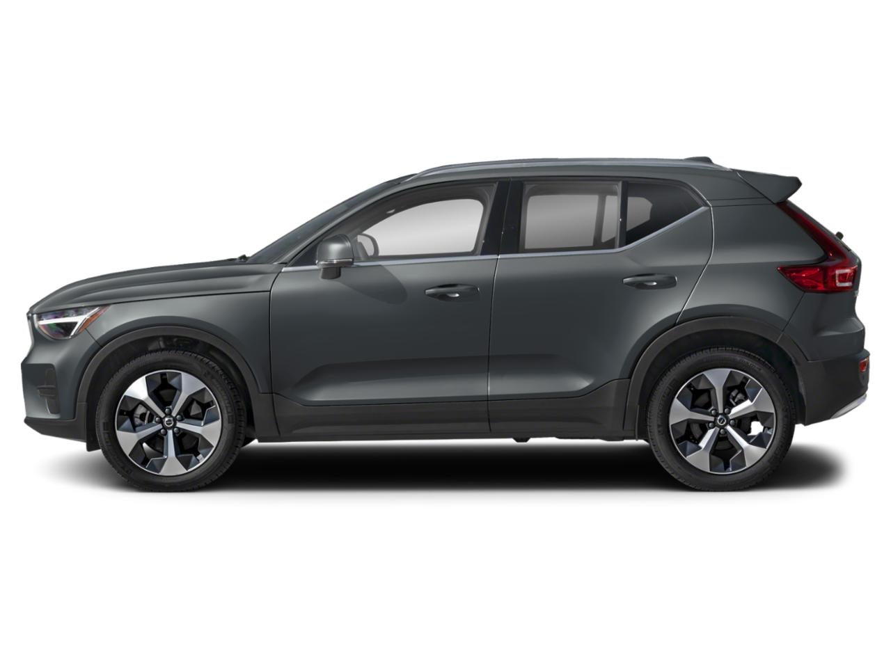 2024 Volvo XC40 B5 AWD Plus Dark Theme