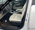 2024 Volvo XC40 B5 AWD Plus Dark Theme