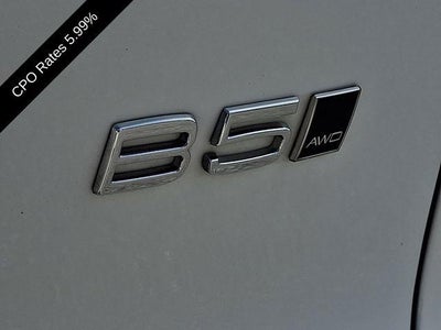 2024 Volvo XC40 B5 AWD Plus Dark Theme