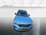 2025 Volvo XC40 B5 AWD Ultra Dark Theme