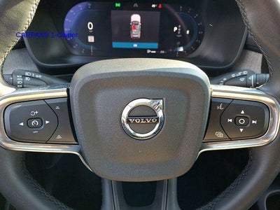 2023 Volvo XC40 B5 AWD Plus Bright Theme