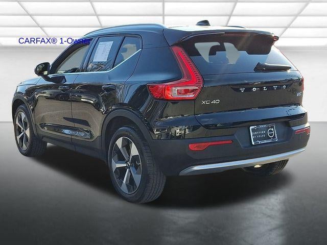 2023 Volvo XC40 B5 AWD Plus Bright Theme
