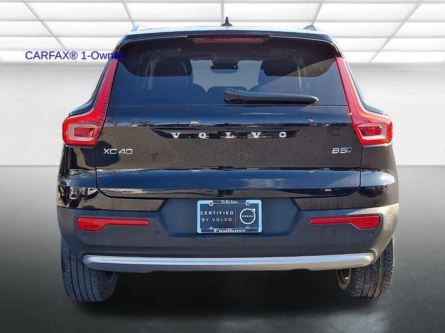 2023 Volvo XC40 B5 AWD Plus Bright Theme