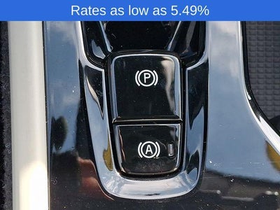 2023 Volvo XC40 B5 AWD Plus Bright Theme