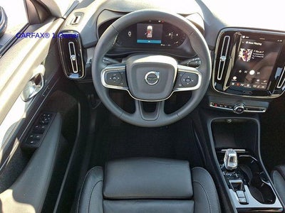 2023 Volvo XC40 B5 AWD Plus Bright Theme
