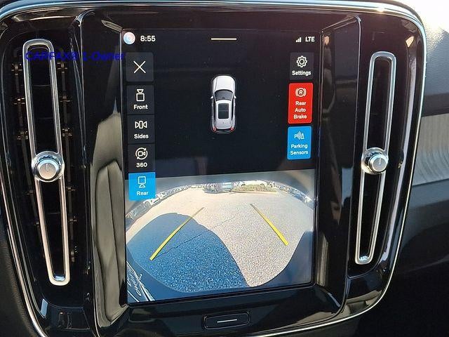 2023 Volvo XC40 B5 AWD Plus Bright Theme