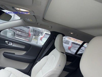 2023 Volvo XC40 B5 AWD Plus Bright Theme