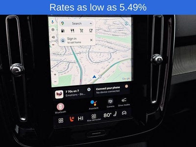 2023 Volvo XC40 B5 AWD Plus Dark Theme