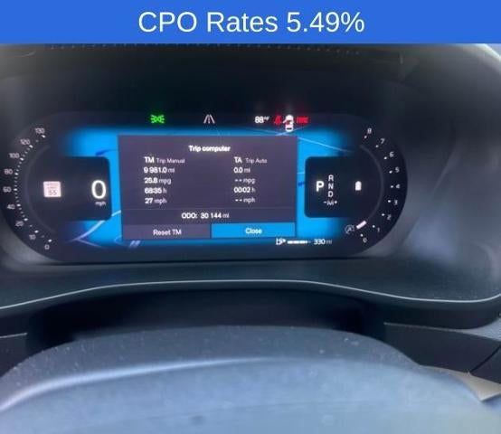 2023 Volvo XC40 B5 AWD Plus Dark Theme