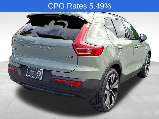 2023 Volvo XC40 B5 AWD Plus Dark Theme