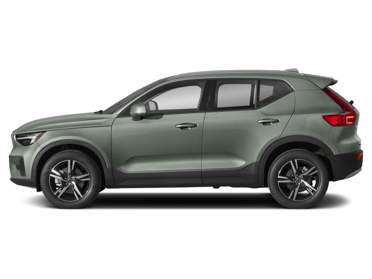 2023 Volvo XC40 B5 AWD Plus Dark Theme