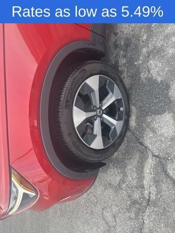 2023 Volvo XC40 B5 AWD Plus Dark Theme