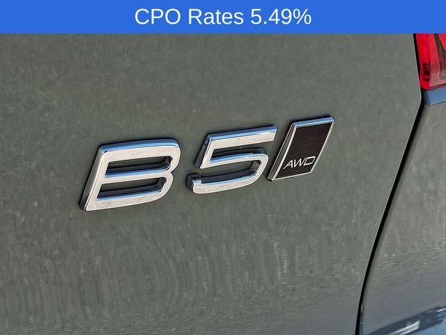 2023 Volvo XC40 B5 AWD Plus Dark Theme