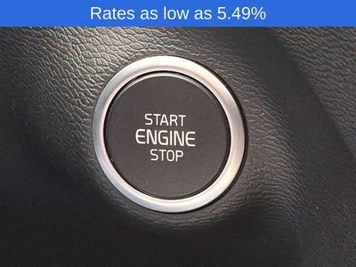 2023 Volvo XC40 B5 AWD Plus Dark Theme