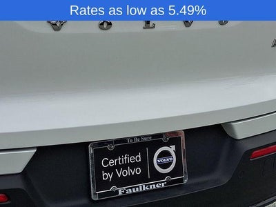 2023 Volvo XC40 B5 AWD Plus Dark Theme