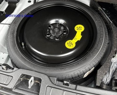 2023 Volvo XC40 B5 AWD Plus Dark Theme