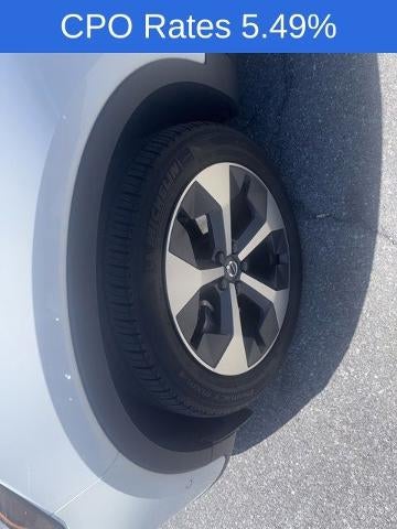 2023 Volvo XC40 B5 AWD Plus Dark Theme