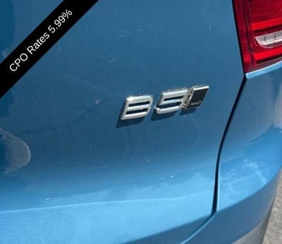 2023 Volvo XC40 B5 AWD Plus Dark Theme