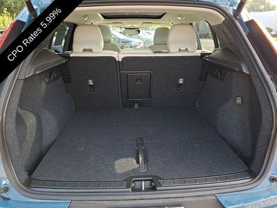 2023 Volvo XC40 B5 AWD Plus Dark Theme
