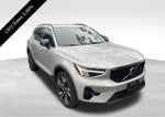 2023 Volvo XC40 B5 AWD Plus Dark Theme