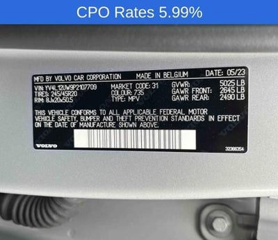 2023 Volvo XC40 B5 AWD Plus Dark Theme