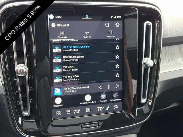 2023 Volvo XC40 B5 AWD Plus Dark Theme