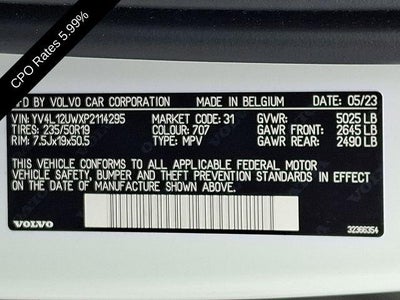 2023 Volvo XC40 B5 AWD Plus Dark Theme