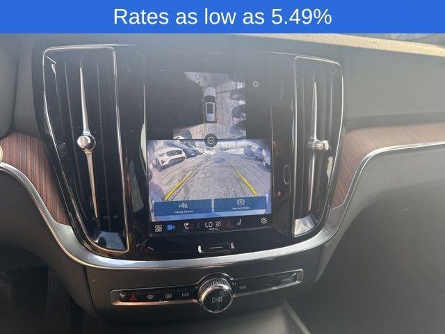 2024 Volvo V60 Cross Country B5 AWD Plus