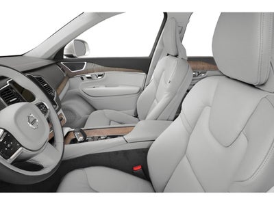 2025 Volvo XC90 B5 AWD Core 7-Seater