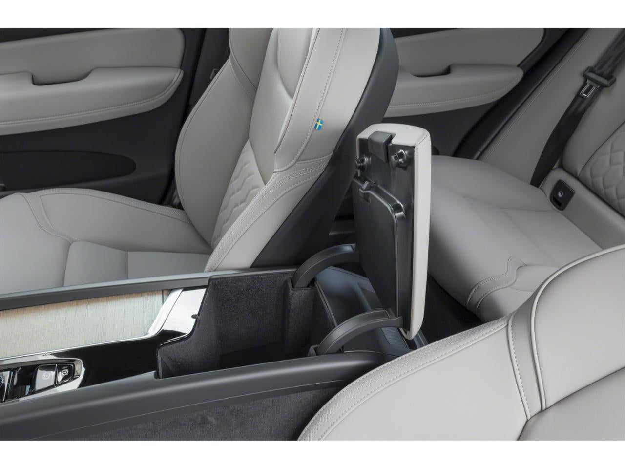 2026 Volvo XC60 B5 AWD Core