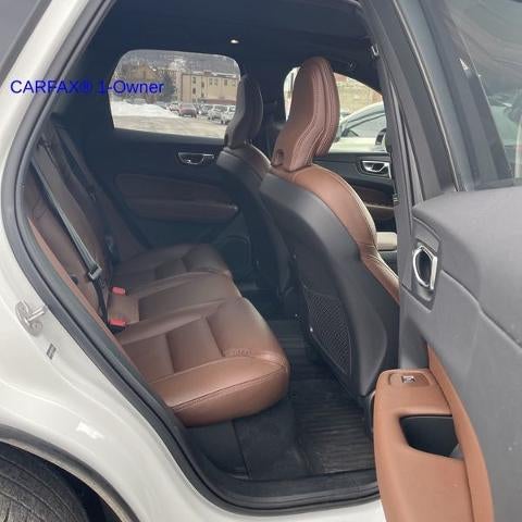 2025 Volvo XC60 B5 AWD Ultra