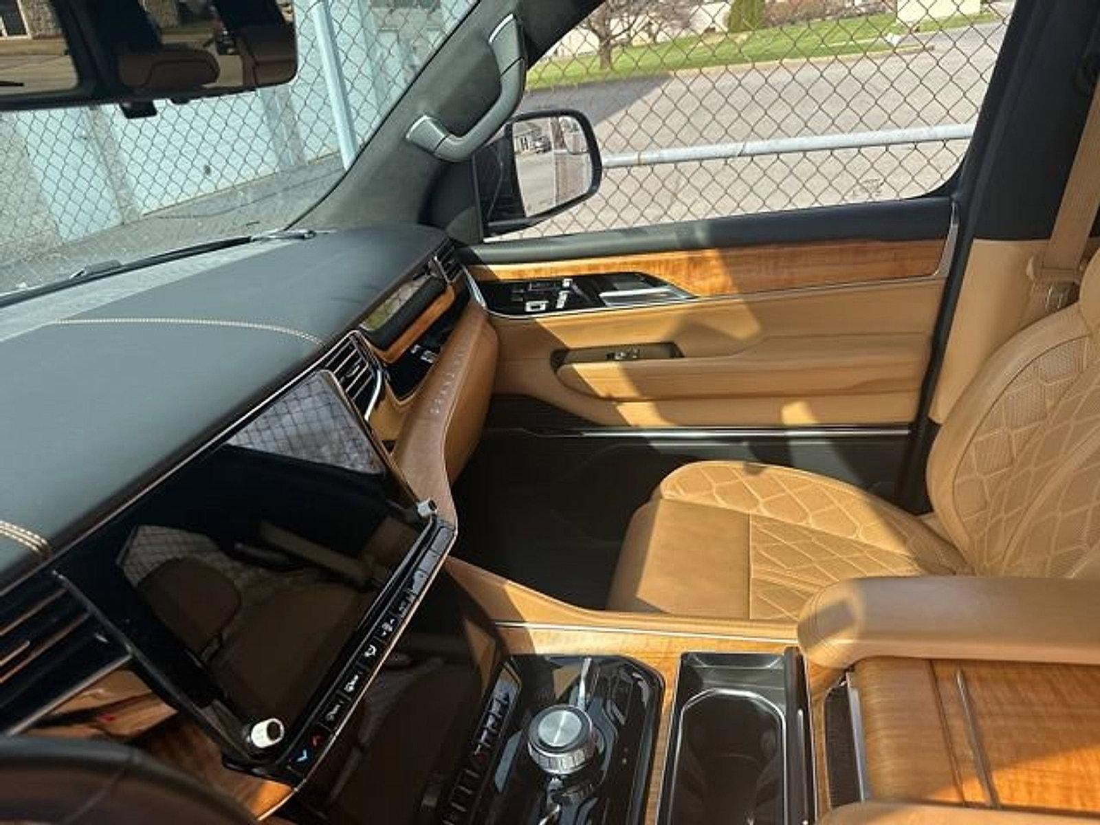 2022 Jeep Grand Wagoneer Series III 4x4