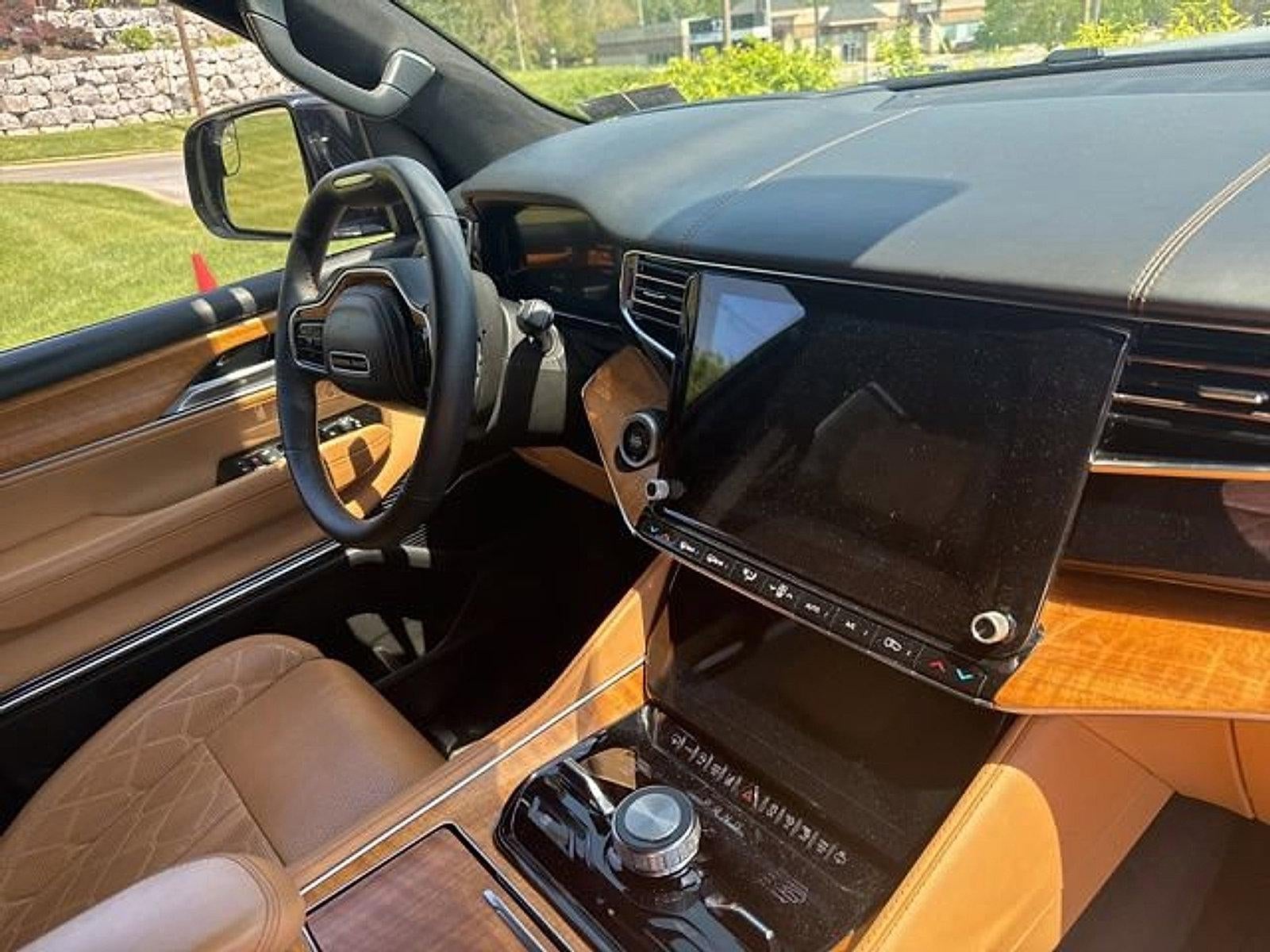 2023 Jeep Grand Wagoneer Series III 4x4