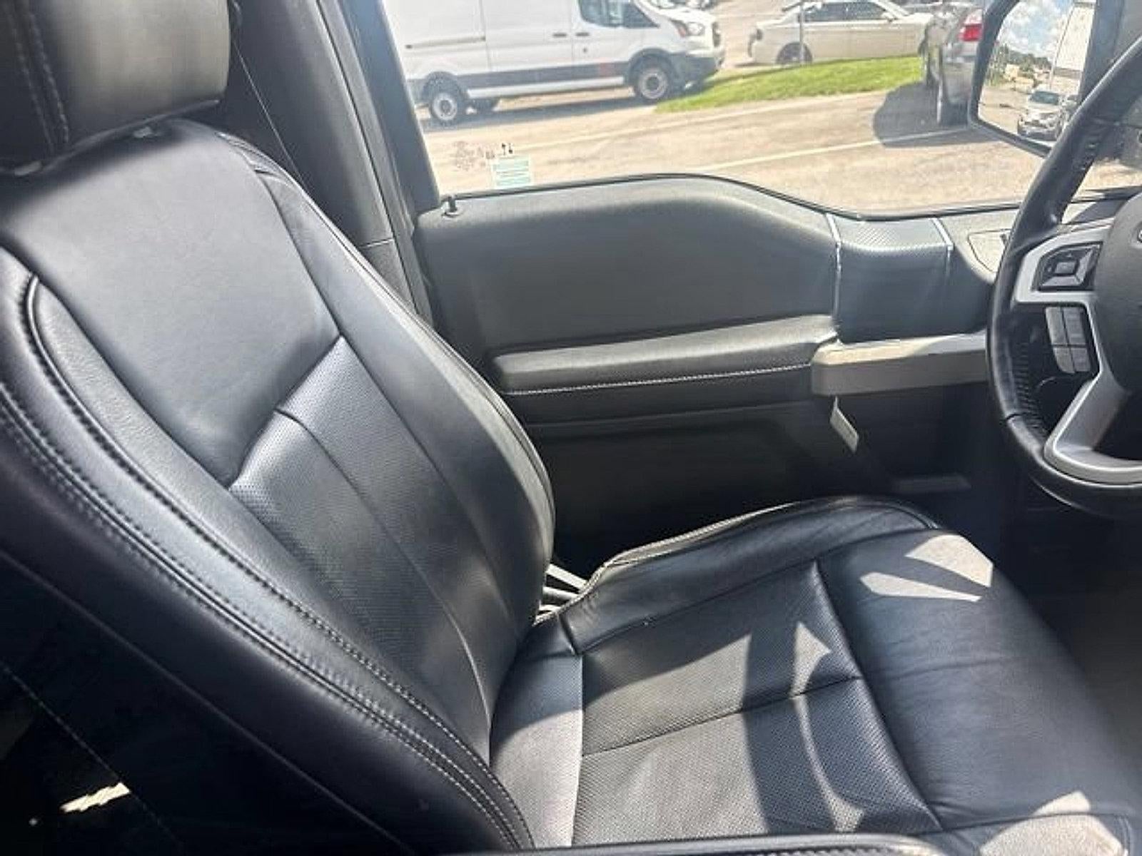 2020 Ford F-150 LARIAT 4WD SuperCrew 5.5' Box