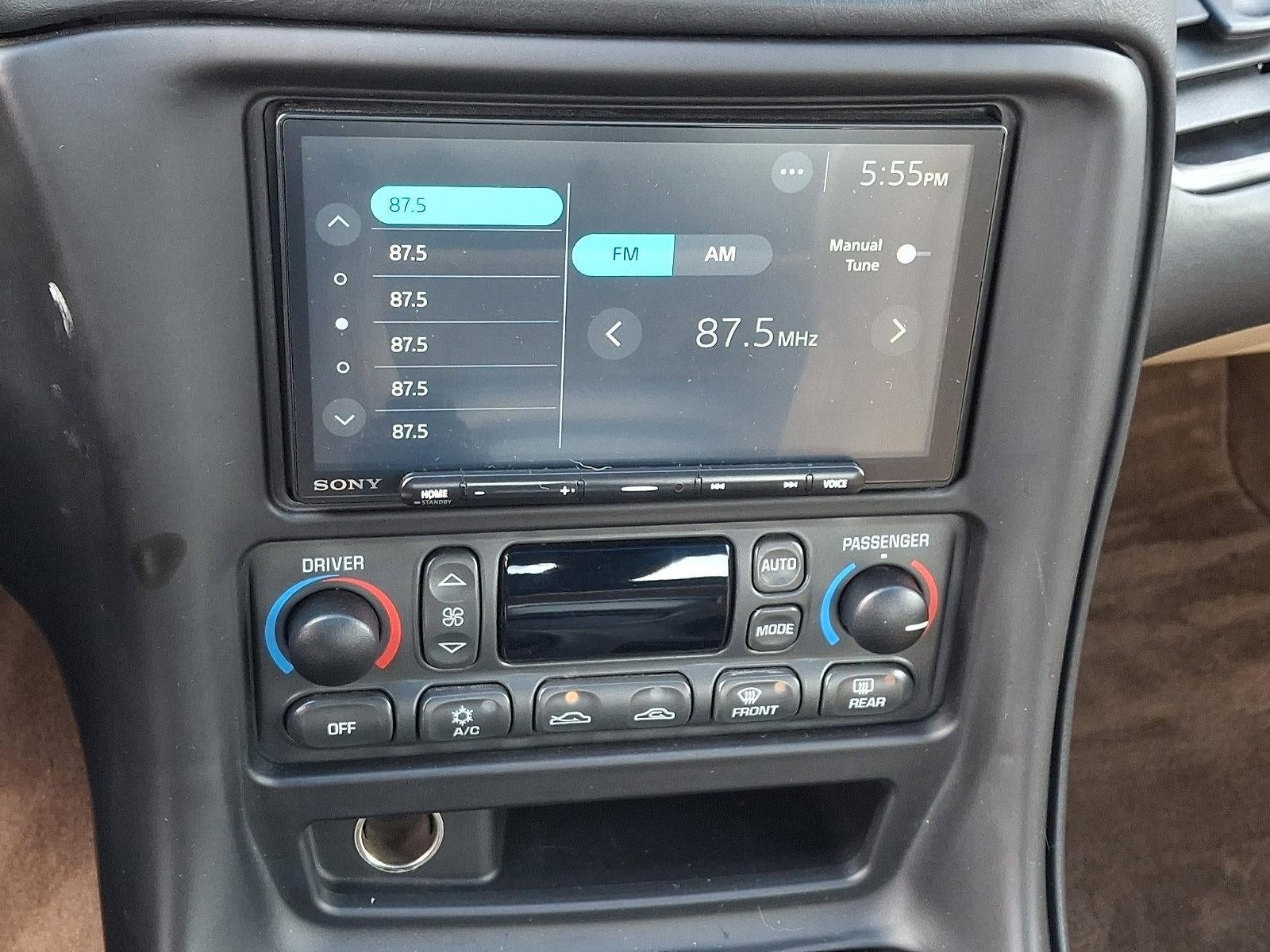 2001 Chevrolet Corvette Base